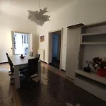 Wow - 175 Mq - Posteggio Privato - Davanti Porto Traghetti - Fino A 10 Posti Letto *