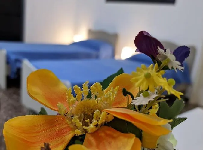 Appartement Wow - 175 Mq - Posteggio Privato - Davanti Porto Traghetti - Fino A 10 Posti Letto *