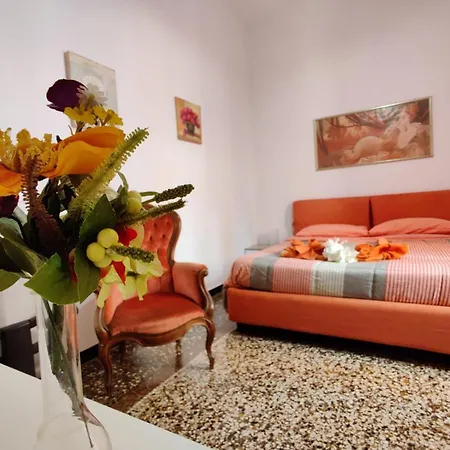 Wow - 175 Mq - Posteggio Privato - Davanti Porto Traghetti - Fino A 10 Posti Letto *