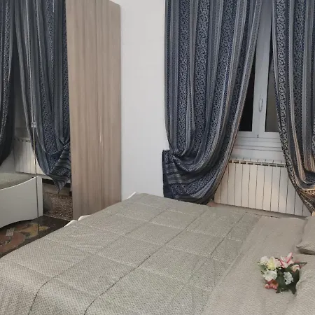 Wow - 175 Mq - Posteggio Privato - Davanti Porto Traghetti - Fino A 10 Posti Letto *
