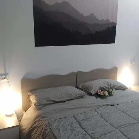 Wow - 175 Mq - Posteggio Privato - Davanti Porto Traghetti - Fino A 10 Posti Letto * Genova