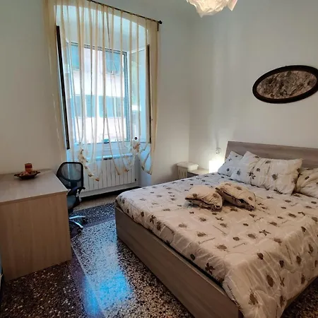 Wow - 175 Mq - Posteggio Privato - Davanti Porto Traghetti - Fino A 10 Posti Letto * Генуя