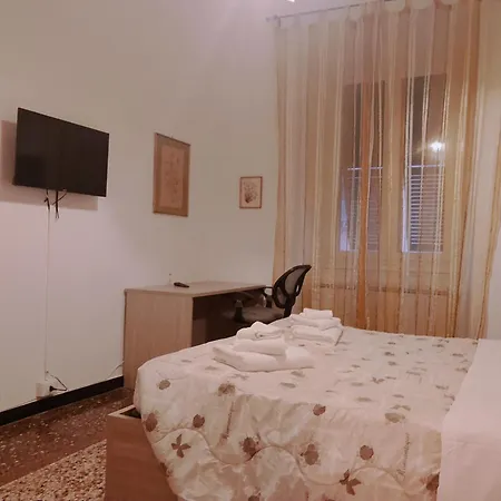 Wow - 175 Mq - Posteggio Privato - Davanti Porto Traghetti - Fino A 10 Posti Letto جنوة