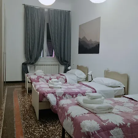 Wow - 175 Mq - Posteggio Privato - Davanti Porto Traghetti - Fino A 10 Posti Letto Апартаменты Генуя