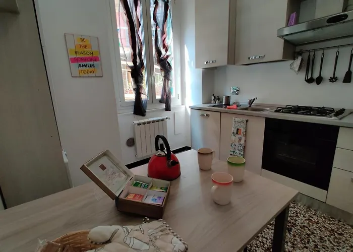شقة Wow - 175 Mq - Posteggio Privato - Davanti Porto Traghetti - Fino A 10 Posti Letto