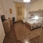 Apartamento Wow - 175 Mq - Posteggio Privato - Davanti Porto Traghetti - Fino A 10 Posti Letto Génova