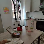 Apartamento Wow - 175 Mq - Posteggio Privato - Davanti Porto Traghetti - Fino A 10 Posti Letto