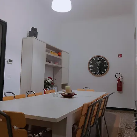 Wow - 175 Mq - Posteggio Privato - Davanti Porto Traghetti - Fino A 10 Posti Letto דירה ג'נובה